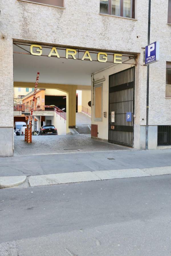 Pretty Space 100Metri Da Stazione Centrale Milan Luaran gambar